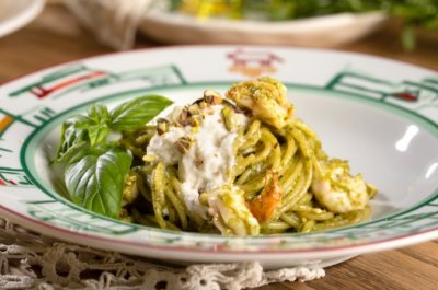 Спагетти с песто