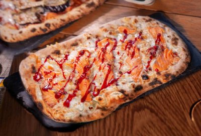 Фокачча с лососем