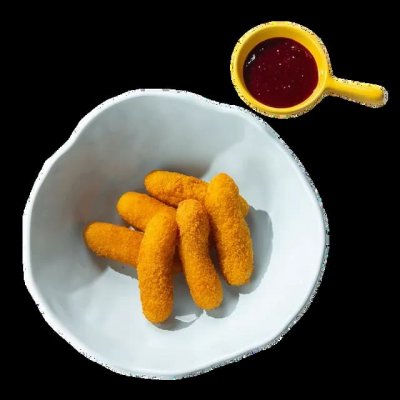 Сырные палочки с брусничным соусом