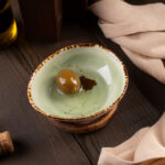 Молодые персики в трюфельном масле