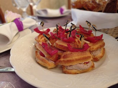 Эклер с утиным Пате