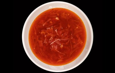 Борщ лёгкий с чесночными тостами