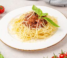 Спагетти болоньезе с мраморной говядиной