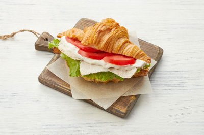 Круассан "Цезарь"