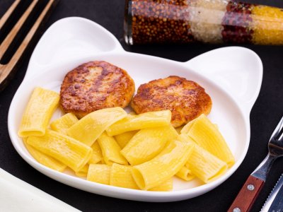 Котлетки от курочки с макарошками