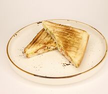 Сэндвич с индейкой и сыром