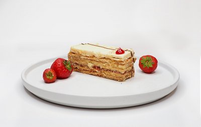 Торт «Наполеон с малиной»